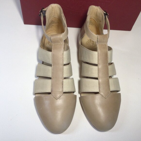 NEW Sandals Taupe Wolverine 1000 Mile Size 8.5 Flat Heel - Picture 3 of 13